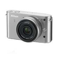Nikon 1 J1 + Objektív 10mm F2.8 silver