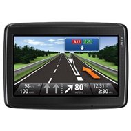 TomTom GO 825 LIVE EU, 2 roky aktualizace map + 3 roky aktualizace map po registraci, 1 rok služby L
